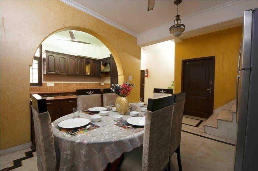 Guest house Jmd Residency New Delhi